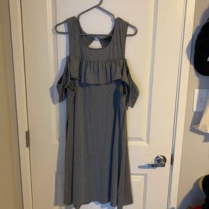 Torrid size 3 grey t shirt dress with ruffle